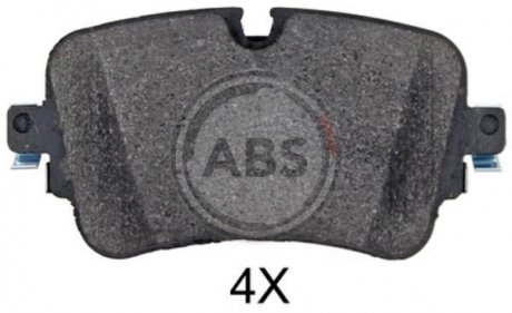 Купить Тормозные колодки дисковые Audi Q7, Q8 A.B.S. 35113 (фото1) подбор по VIN коду, цена 1449 грн.