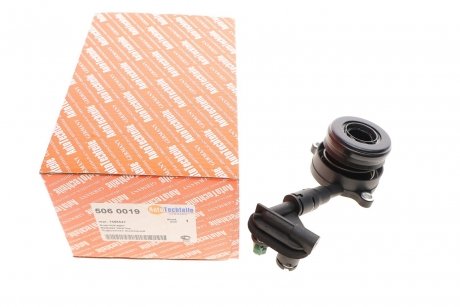 Підшипник вижимний Ford Transit Connect 1.5 TDCI 15- Ford C-Max, Mazda 5, Volvo C30, Mazda 3, Volvo S40, Ford Focus, Volvo V50, V40, Ford Fiesta, Mondeo, Kuga AUTOTECHTEILE 506 0019