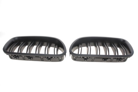 Решетки радиатора компл. BMW 5 F10/F11 10-16 (мат. чёрн. двойная) AUTOTECHTEILE 706 5143