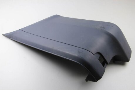Кут бампера зад. W639 Пр. AUTOTECHTEILE 8808