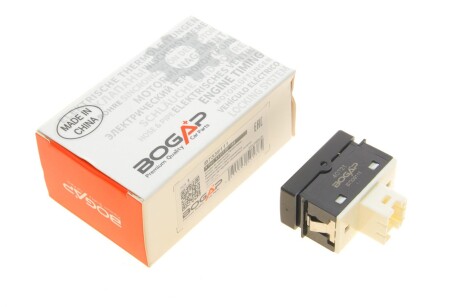 Кнопка стеклоподъемника BOGAP b7339111