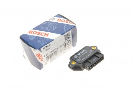 Блок управління запалювання (коммутатор) (на 7 контактів) Fiat Ducato 1.8/2.0 -94 BOSCH 0227100123