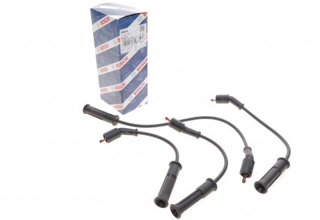 Комплект кабелей высоковольтных Renault Megane, Kangoo BOSCH 0 986 357 255