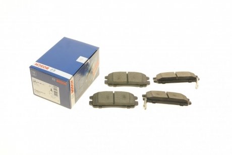 Комплект тормозных колодок из 4 шт. дисков Opel Frontera BOSCH 0986424367