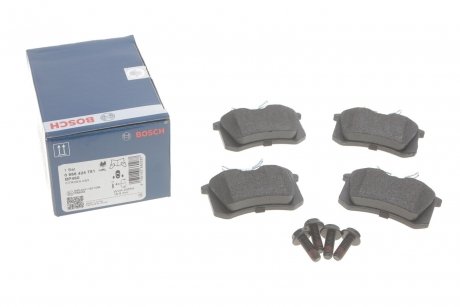 Комплект тормозных колодок из 4 шт. дисков Skoda Fabia, Volkswagen Polo, Seat Ibiza BOSCH 0986424751