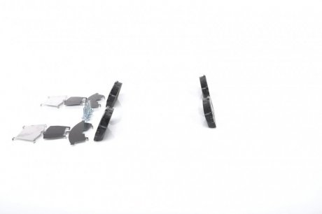 Комплект тормозных колодок из 4 шт. дисков Ford Mondeo, Kuga, Galaxy, S-Max, Focus BOSCH 0986494195