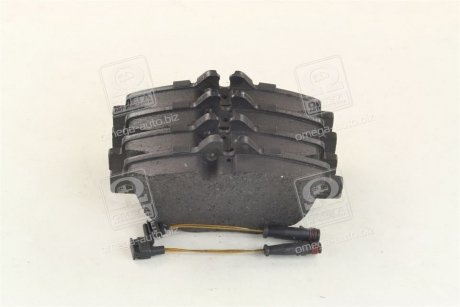 Колодки гальмівні (передні) MB E-class (W211/S211) 02-09 (датчики) BOSCH 0 986 494 285