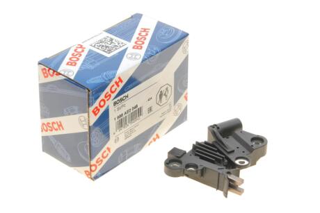 РЕГУЛЯТОР ГЕНЕРАТОРА Land Rover Freelander, Ford Mondeo, Volvo V60, C30, C70, Ford S-Max, Volvo S40, V50, S80, Ford Galaxy, Volvo V70 BOSCH 1 986 AE0 046