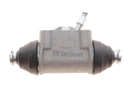 Циліндр гальмівний (задній) Nissan Micra 0.9/1.0/1.5 dCi 16- (R) (d=19.00mm) BOSCH f026002039