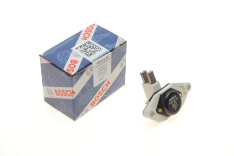 Регулятор напруги генератора BOSCH f04R320367