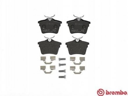 Купить Комплект тормозных колодок из 4 шт. дисков Citroen C5, Peugeot 407, 607 BREMBO p61079 (фото1) подбор по VIN коду, цена 1160 грн.