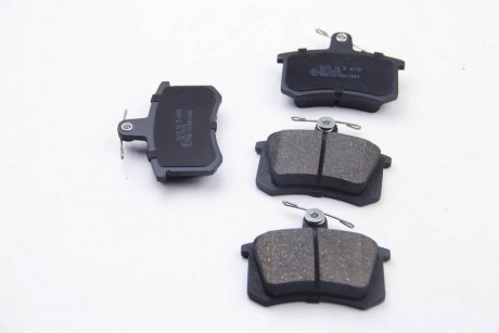Тормозные колодки зад. Audi 80/100/A4/A6 -97 Audi 80, 100, A8, A6, A4 BREMSI bp2612