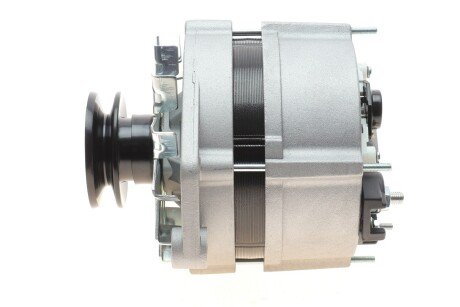 Генератор VW Passat/T3/T4 1.6D-2.8 81-03 (14V/90A) = 112765 Volkswagen Passat, Transporter, LT, Scirocco CARGO f 032 112 765