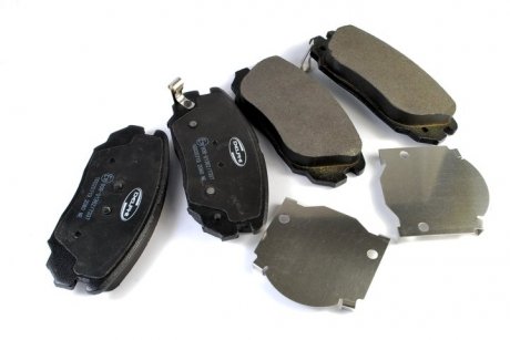 Комплект тормозных колодок из 4 шт. дисков SAAB 9-5, Opel Insignia, Chevrolet Malibu Delphi lp2080