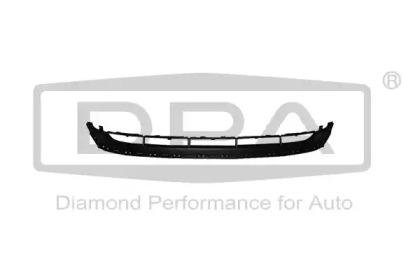 Решетка бампера нижняя узкая Audi Q7 DPA 88071186002