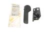 Купить Ручка открывания капота с кронштейном VW Golf,Passat,T5/Skoda Fabia, Octavia/Seat (99-) DPA 88231807702 (фото2) подбор по VIN коду, цена 227 грн.