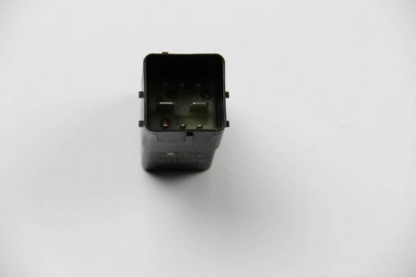 Реле свічок розжарювання, 2.0dCi /Master 2.5dCi Fiat/Alfa/Lancia 9640469680