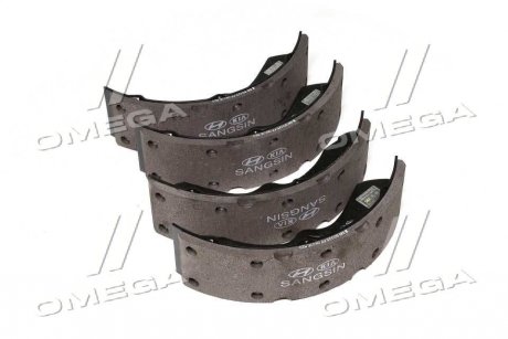 Колодки гальмівні задні барабанні Hyundai HD250/350 -98/HD45/HD46/HD65/HD72/HD78 Hyundai/Kia/Mobis 5830545A53