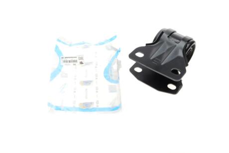 Сайлентблок важеля (переднього) Ford Mondeo V 14- (L) (з кронштейном) Ford Mondeo IMPERGOM 1388