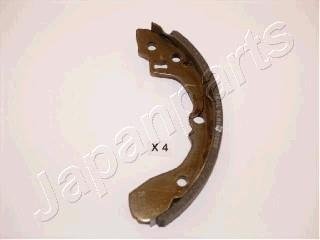 MAZDA Щеки тормозные 626 1.6 83-12 /87 200X26 Mazda 626 JAPANPARTS gf-k07af