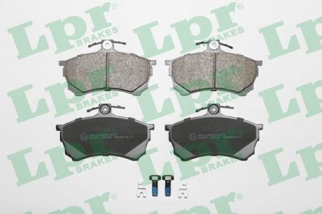 Купить Тормозные колодки дисковые Mitsubishi Carisma LPR 05P420 (фото1) подбор по VIN коду, цена 631 грн.