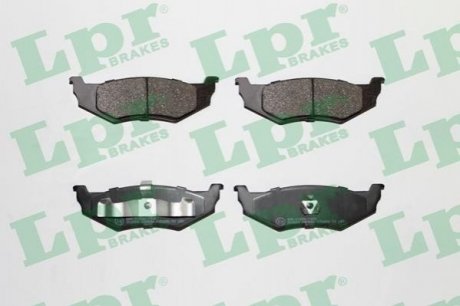 Купить Тормозные колодки (R) Chrysler Neon, Voyager, Dodge Neon, Caravan LPR 05P894 (фото1) подбор по VIN коду, цена 717 грн.