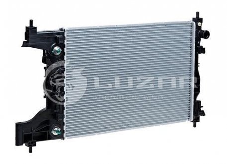 Радиатор охлаждения Cruze 1.6/1.8 (09-) АКПП Opel Astra, Chevrolet Cruze LUZAR lrc 05153