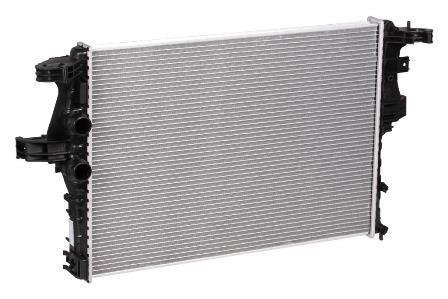 Купить Радиатор охлаждения Iveco Daily (11-) МКПП LUZAR lrc 1658 (фото1) подбор по VIN коду, цена 4400 грн.