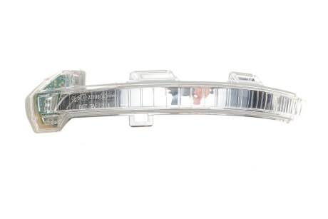 Повторитель поворота на зеркало VW Passat 15- (L) MAGNETI MARELLI 182200604700