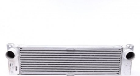 Купить Радиатор интеркулера MB Vito CDI 03- Mercedes Vito MAHLE / KNECHT ci 192 000p (фото1) подбор по VIN коду, цена 10054 грн.