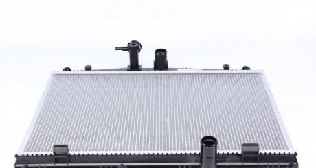Радиатор охлаждения Nissan Juke 1.6 10- MAHLE / KNECHT cr 856 000s