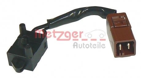 Выключатель стоп сигнала Peugeot Partner, Citroen Xsara, C5, Peugeot 307 METZGER 0911103 (фото1)