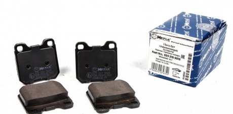 Комплект гальмівних колодок з 4 шт. дисків Opel Omega, SAAB 900, Opel Vectra, SAAB 9-5, 9-3 MEYLE 025 210 5015