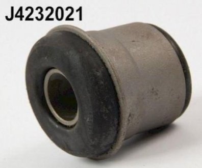 Сайлентблок Toyota Hilux NIPPARTS j4232021