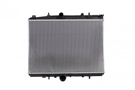 Радиатор охлаждения Peugeot 406, Citroen C5, Peugeot 607 NISSENS 63705A