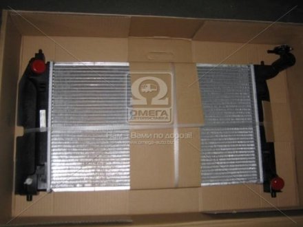Радиатор охлаждения Toyota Corolla, Avensis NISSENS 64646A