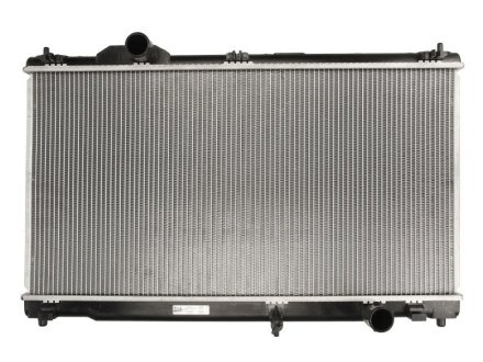 Радиатор охлаждения Lexus IS NISSENS 64672