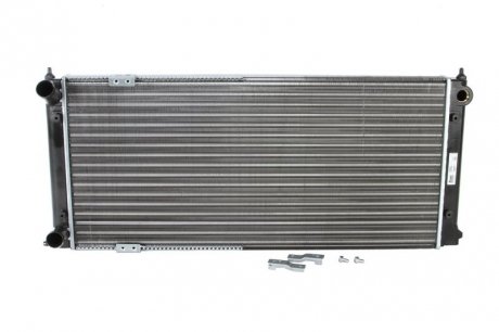 Радиатор системы охлаждения Volkswagen Golf, Jetta, Scirocco NISSENS 652621