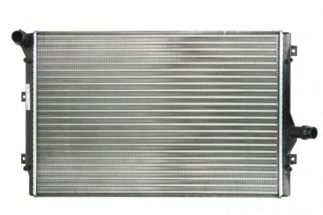 Радиатор системы охлаждения Audi A3, TT NISSENS 65281A