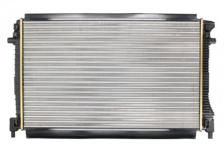 Радиатор охлаждения двигателя Volkswagen Golf, Skoda Yeti, Octavia, Fabia NISSENS 65327