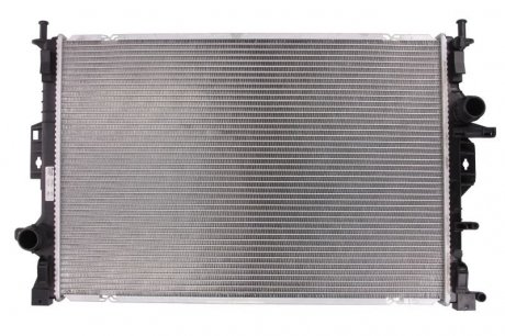 Радиатор охлаждения Ford Kuga NISSENS 66863 (фото1)