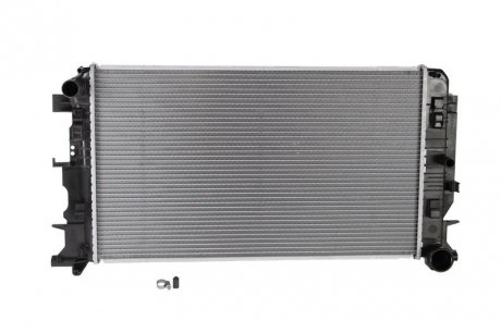 Радиатор охлаждения Mercedes W906, Volkswagen Crafter, Mercedes GLK-Class NISSENS 67156A