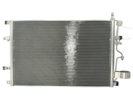 Купить Радиатор кондиционера Volvo S80, XC70, V70, S60 NISSENS 94525 (фото1) подбор по VIN коду, цена 4510 грн.