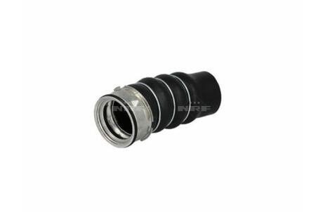 Патрубок інтеркулера (нижній/R) BMW 3 (E90/E91) 2.0d 04-12 (M47/N47) NRF 166114