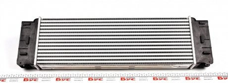 Радиатор интеркулера MB Sprinter 2.2-3.0 CDI/VW Crafter 2.5TDI 06- Mercedes W906, W909 NRF 30310