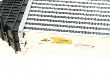Радиатор интеркулера NRF 30504
