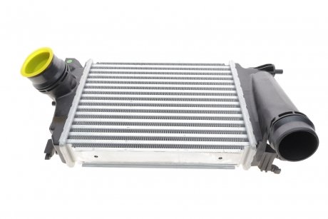 Радиатор интеркулера Nissan Qashqai 13- /Renault Megan IV 1.2 15- NRF 30972