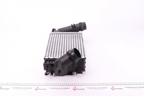 Радиатор интеркулера Renault Megane IV 1.6 dCi 15- NRF 30984