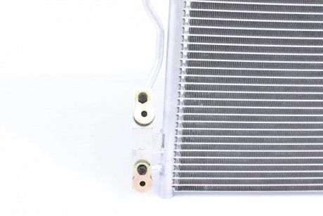 Радиатор кондиционера BMW 1(F20)/2(F22)/3(F30)/4(F32) 10- NRF 35970