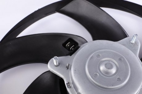 Вентилятор радиатора (электрический) Citroen Berlingo/Peugeot Partner 1.8/1.9D 96-15 NRF 47330